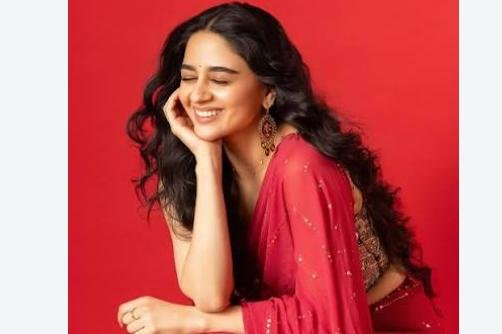 ఇమాన్వి లేటెస్ట్ లుక్.. గ్లామర్ డోస్ అదుర్స్!